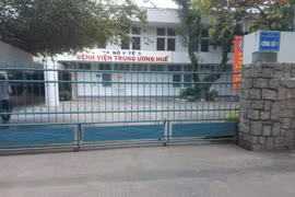 Bệnh viện Trung ương Huế: Cấm thầu 3 năm doanh nghiệp gian lận tại gói 16,5 tỷ