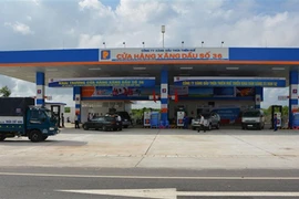 Gói thầu Petrolimex Huế: Nhà thầu "quen mặt" một mình một ngựa, tiết kiệm chỉ 3%?