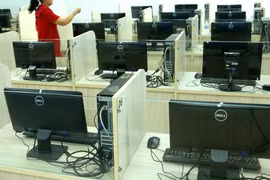 Gói thầu 160 tỷ tại Vĩnh Long: Nghi vấn "Tech-lock" ở hạng mục màn hình máy tính và Tivi chuyên dụng [Kỳ 3]