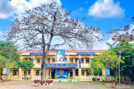 Hà Nội: Nội thất Trí Dũng vượt 6 đối thủ, trúng gói thầu thiết bị tại xã Suối Hai 