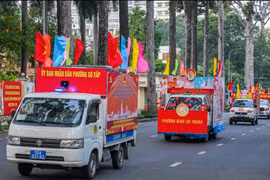 TP HCM: 168 xe hoa diễu hành cổ động bầu cử trước giờ bỏ phiếu