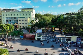 ĐH Trà Vinh: Gói thầu thiết bị hơn 6,3 tỷ đồng, tiết kiệm “tượng trưng” [Kỳ 1] 