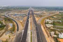 Thông xe cao tốc Biên Hòa - Vũng Tàu và loạt tuyến miền Trung dịp 30/4