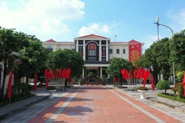 Gói thầu 8,1 tỷ tại xã Phúc Thịnh (TP Hà Nội): Vì sao chỉ một nhà thầu tham dự? 