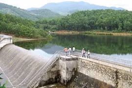 Gói thầu 11 tỷ ở Bình Phước cũ: Một liên danh bị loại vì hồ sơ thiết bị