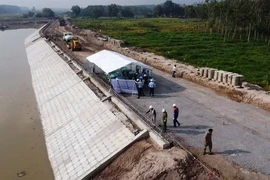 Công ty Hoàng Hải Phát trúng gói thầu Nạo vét Suối Bí: Năng lực thật sự hay 'một mình một ngựa'?