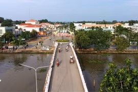 Xây dựng Hồng Hậu: Trúng thầu dày đặc tại Cần Thơ và những con số "biết nói" [Kỳ 4]