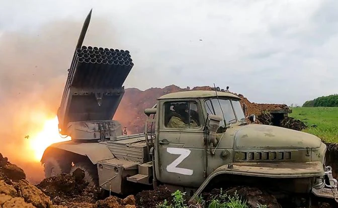 Nga dùng “chiến thuật chăn cừu”, áp sát “hang rồng” Pokrovsk