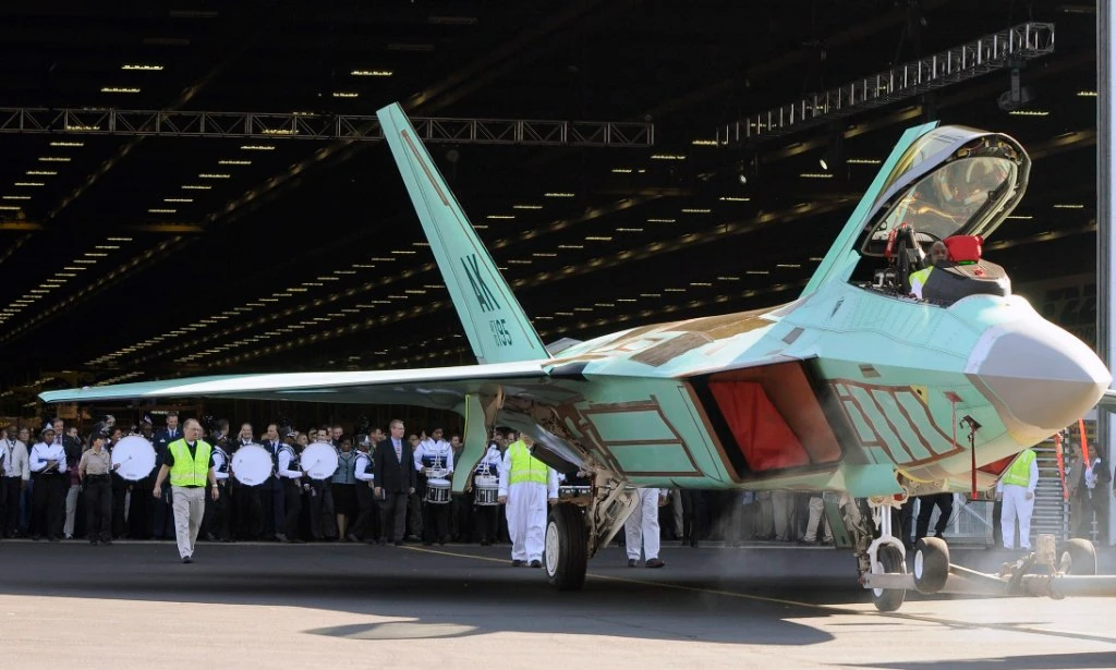 Lý do siêu tiêm kích F-22 Raptor Mỹ đang dần tuyệt chủng