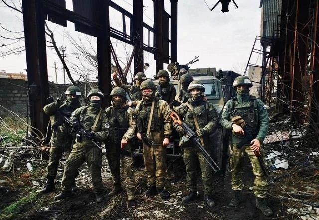 Soledar có ý nghĩa chiến lược thế nào với quân đội Nga