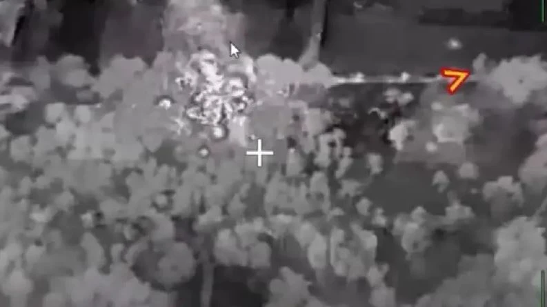 Tên lửa Iskander trúng 10 chuyên gia nước ngoài, Mỹ lộ con át chủ bài