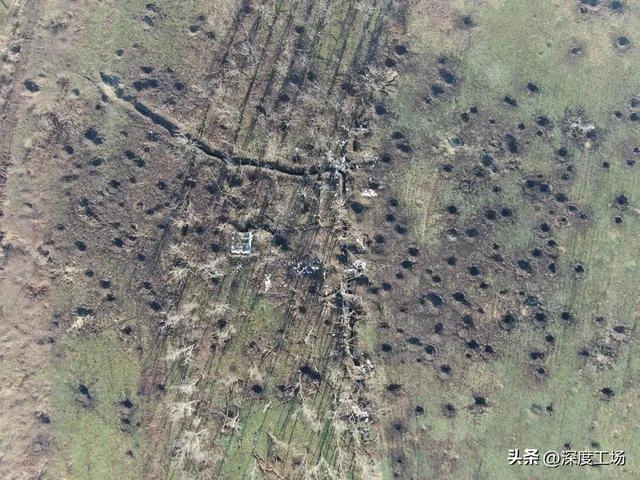 Pháo binh Nga tại Ukraine: Sức mạnh "vô tiền khoáng hậu"