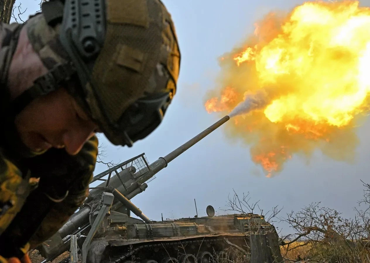 Quân Nga đột phá vào Chasov Yar, Lữ đoàn 92 của Ukraine tham chiến