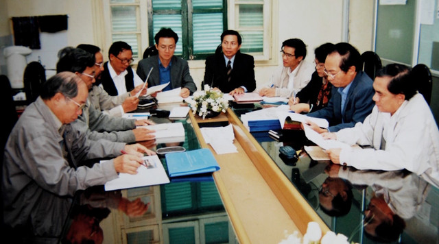 GS.TS Trần Nghi và hành trình gieo mầm trên đá sỏi - Hình 3 GS.TS Tran Nghi va hanh trinh gieo mam tren da soi-Hinh-3