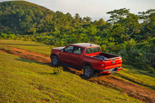 Ford Việt Nam: mang công nghệ mới và lợi ích bền vững tới khách hàng - Hình 3 Ford Viet Nam: mang cong nghe moi va loi ich ben vung toi khach hang-Hinh-3