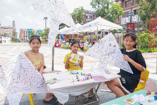 8x, 9x rủ nhau tìm về trung thu tuổi thơ tại 8WONDER Moon Festival - Hình 6 8x, 9x ru nhau tim ve trung thu tuoi tho tai 8WONDER Moon Festival-Hinh-6