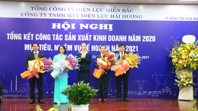 PC Hải Dương đột phá trong các chỉ tiêu SXKD năm 2020 - Hình 4 PC Hai Duong dot pha trong cac chi tieu SXKD nam 2020-Hinh-4