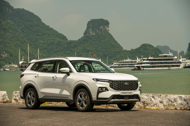 Ford Việt Nam khẳng đạt kỷ lục bán hàng cao nhất tháng 12 và năm 2023 - Hình 3 Ford Viet Nam khang dat ky luc ban hang cao nhat thang 12 va nam 2023-Hinh-3