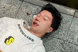 Xác minh vụ nam DJ bị kẹp cổ, đánh tới tấp ở phố đi bộ Huế