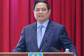 Chuyển từ 'quản lý bằng pháp luật' sang 'kiến tạo thể chế phát triển'