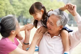 Người xưa dạy, 3 điều người thông minh càng "bơ" càng nhẹ