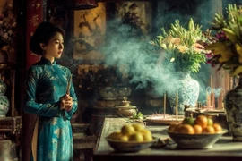 3 vật phẩm trên bàn thờ cần thay sau Tết để tránh xui xẻo