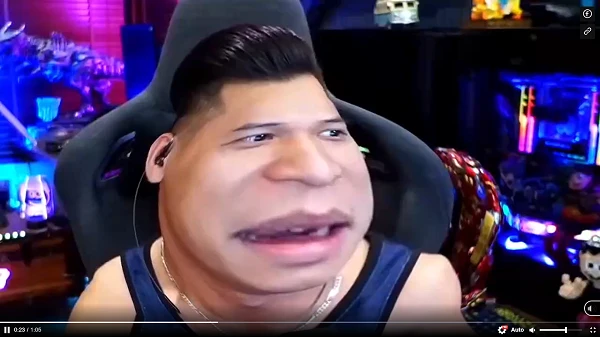 Độ Mixi “méo mặt” vì bị fan viết tâm thư để... xin tiền