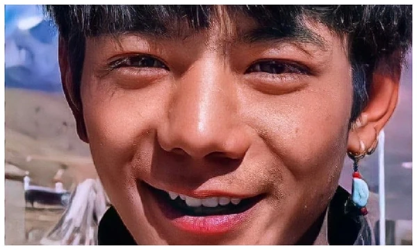 Chàng trai chăn bò “đổi đời” sau nụ cười lộ nét đẹp đặc biệt