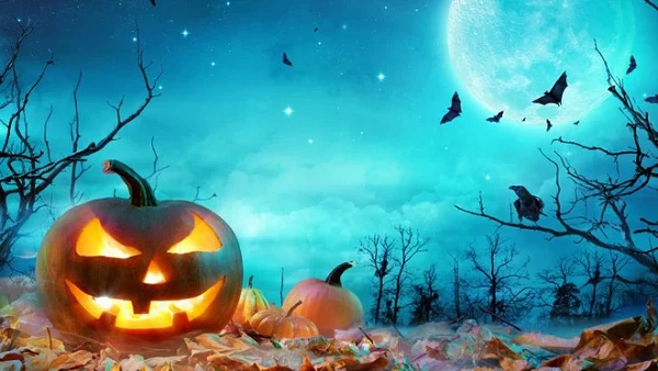 Giải mã lời đồn “trăng xanh ma quái" xuất hiện đêm Halloween 2021