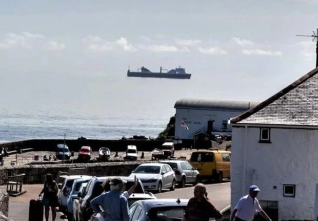 Giải mã lời nguyền đáng sợ khiến "tàu ma" lơ lửng trên không 