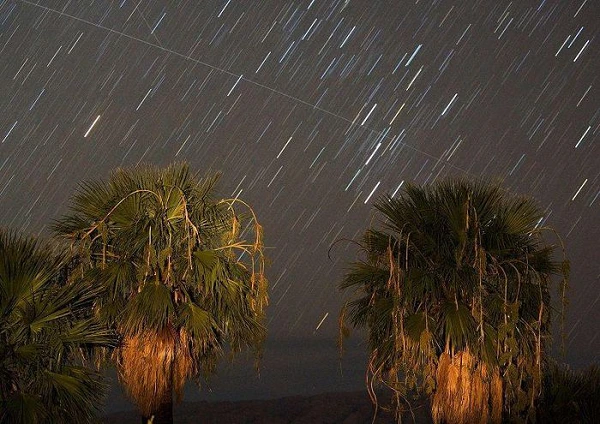 Ngoài mưa sao băng, bầu trời tháng 8 có hiện tượng siêu hiếm nào? 