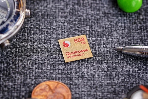 Samsung, Huawei “rớt đài” cuộc đua dùng chip cao cấp của Qualcomm