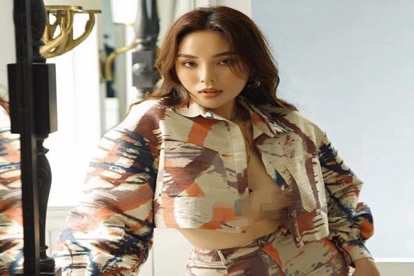 Những bộ đồ “thiêu đốt mắt” fan của hoa hậu Kỳ Duyên