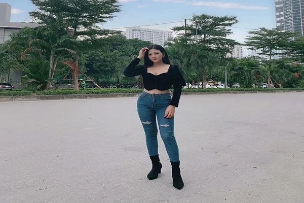 Ngoài đời trái ngược hoản toàn của hotgirl chuyên đóng vai phản diện