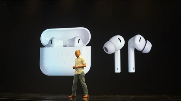 Tai nghe AirB bị chê, CEO BKAV "gay gắt" sao với các reviewer?