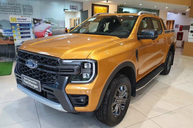 "Vua bán tải" Ford Ranger giảm gần 60 triệu, củng cố vị thế dẫn đầu. 2-837.jpg