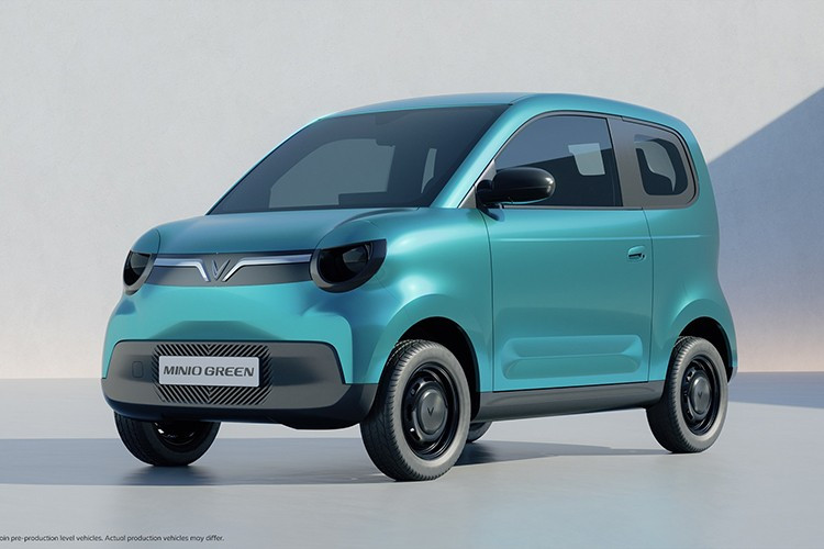 VinFast Minio Green sử dụng pin 14,7 kWh, động cơ điện cho công suất 20 kW (27 PS), mô-men xoắn cực đại 65 Nm và dẫn động cầu sau. 4-8599.jpg