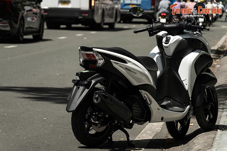 A closer look at the Yamaha Tricity 155, a three-wheeled motorbike, in ...