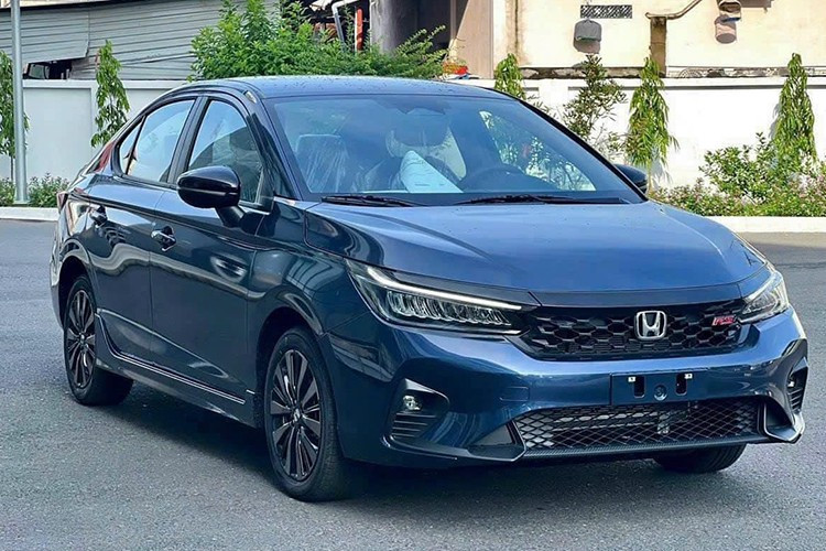 Kết thúc tháng 4/2025, Honda City dẫn đầu phân khúc sedan hạng B với 957 xe bán ra. Hyundai Accent và Toyota Vios đều ghi nhận sụt giảm doanh số. 2.jpg