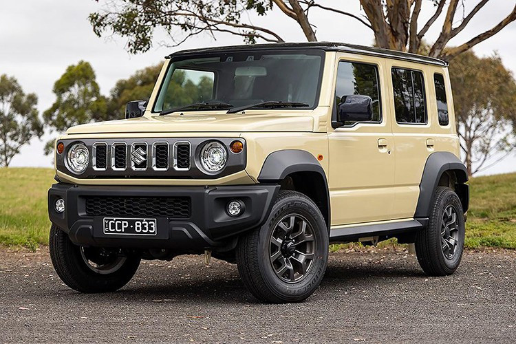 Suzuki Jimny XL ត្រូវបាន 2-1485.jpg