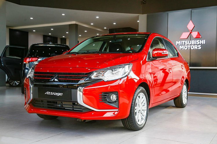 Attrage là lựa chọn đáng chú ý cho khách hàng mua xe lần đầu. Phiên bản số sàn (MT) được hỗ trợ 100% lệ phí trước bạ, tặng phiếu nhiên liệu... 2-718.jpg