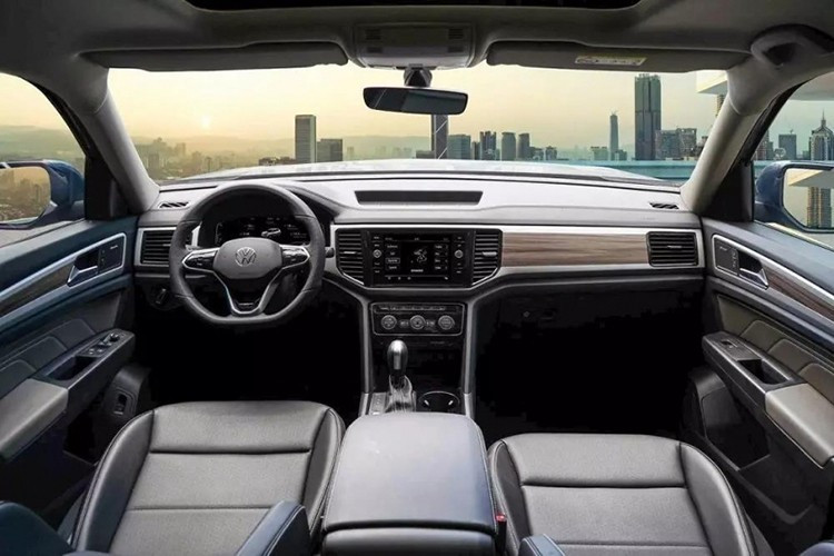 Volkswagen Teramont Limited được ra mắt vào tháng 4/2024 với giá niêm yết 2,138 tỷ đồng. 3.jpg