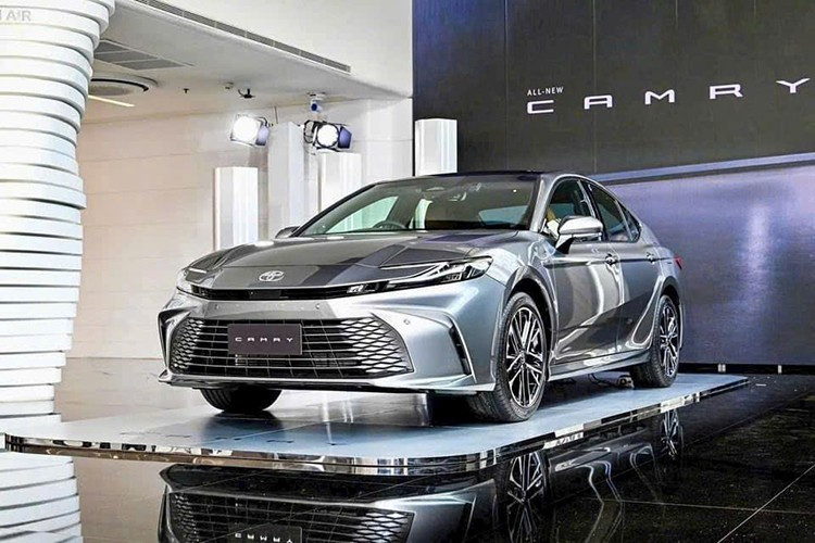 Điểm sáng đáng chú ý nhất trong tháng 4 thuộc về Toyota Camry với màn tăng trưởng ngoạn mục. 2.jpg
