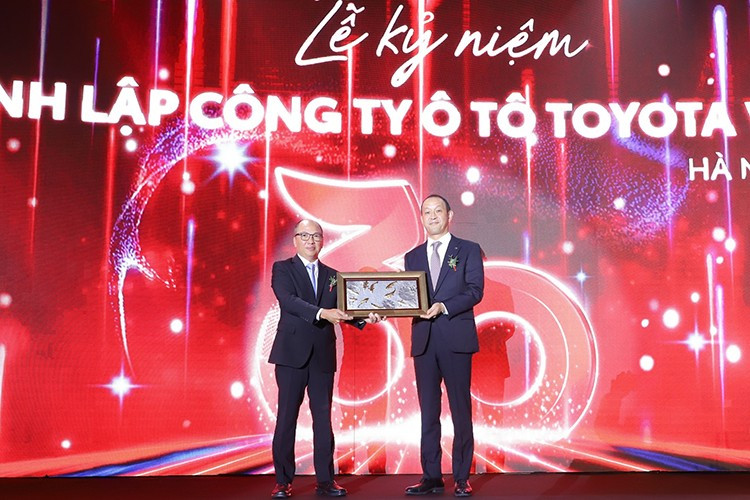 Toyota sắp chi 360 triệu USD sản xuất ôtô hybrid tại Việt Nam. 2.jpg