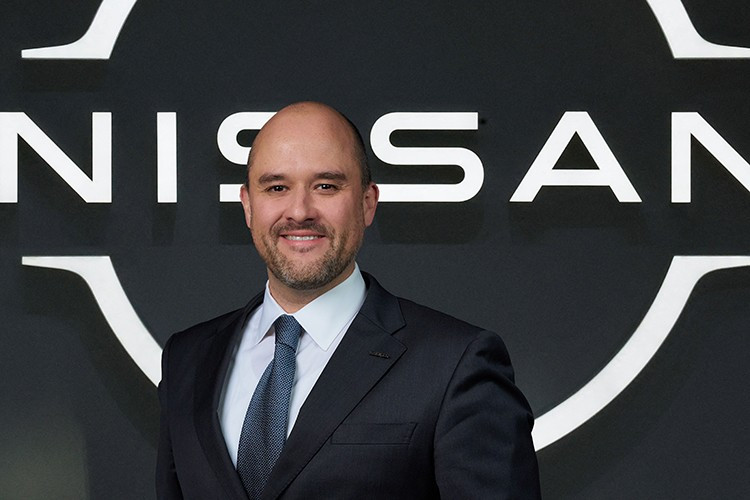 CEO Ivan Espinosa cho biết, từ năm 2015, ban lãnh đạo Nissan đặt kỳ vọng quá cao khi tin rằng hãng có thể bán được 8 triệu xe mỗi năm. 3-8734.jpg