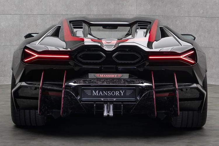 Der Lamborghini Revuelto ist mit einem 6,5-Liter-V12-Saugmotor ausgestattet. Mansory hat die Leistung von 825 PS auf 880 PS und 760 Nm Drehmoment erhöht. In Kombination mit dem Elektromotor beträgt die maximale Leistung bis zu 1.070 PS. 6-5151.jpg