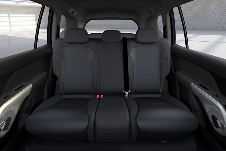VinFast offers a genuine 3.5kW mobile charger and a 7.4kW home charger to customers who purchase the Limo Green, but the company has not confirmed whether these accessories will be included as a gift or sold separately. The Limo Green has front-wheel drive and three driving modes: Eco, Comfort, and Sport. 12-8652.jpg