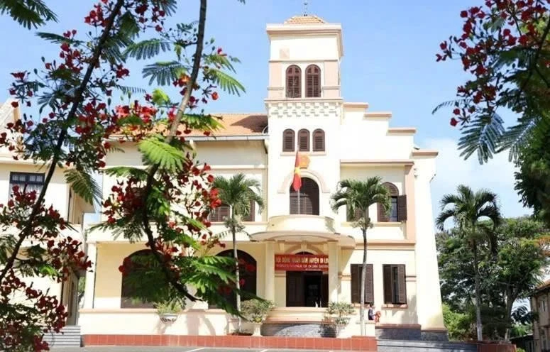 Gói thầu thi công Đường GTNT thôn Tân Lạc 1 về tay Nguyễn Lợi