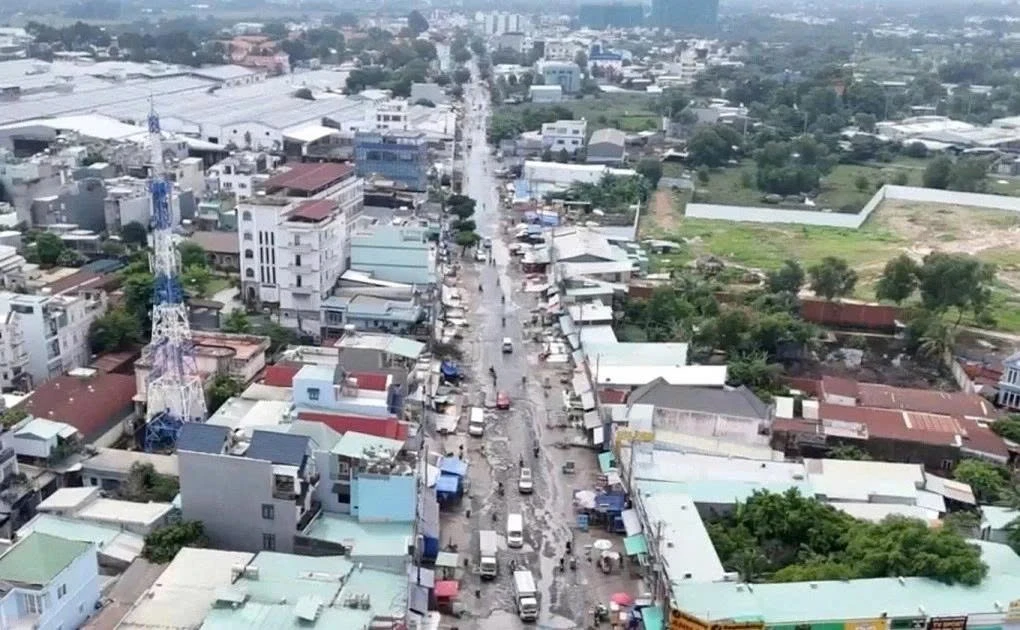 Ai đứng sau gói thầu 54 tỷ đồng gây ùn tắc Đường Lò Lu?