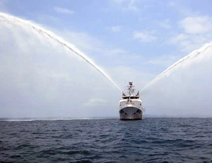 Vòi rồng của tàu Kiểm ngư lớn nhất Việt Nam mạnh cỡ nào?